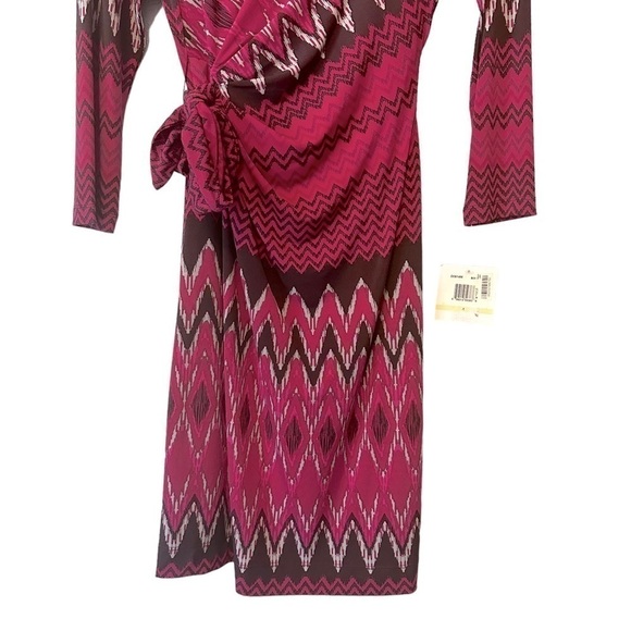 DONNA MORGAN NWT Faux Wrap Patterned Midi Dress Size 4 - Picture 6 of 14